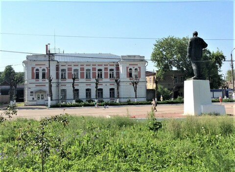 Центральная площадь Тарусы