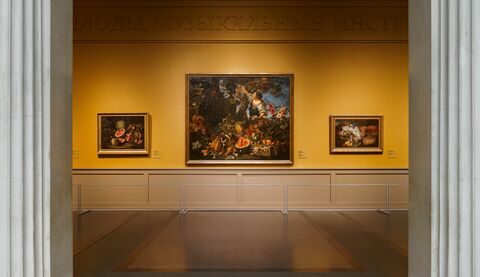 Христиан Беренц, прозванный Гаусблюм, Карло Маратта. Натюрморт с женщиной, собирающей виноград