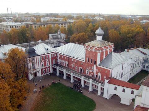 Архиерейский дом