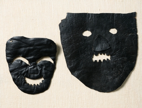 Кожаные маски