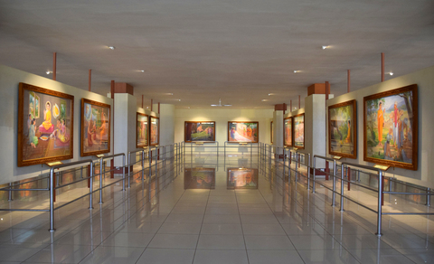PAINTING GALLERY