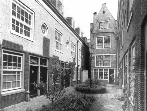 Claes Claeszoon Hofje (courtyard)