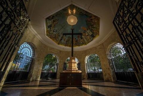 Magellan's Cross