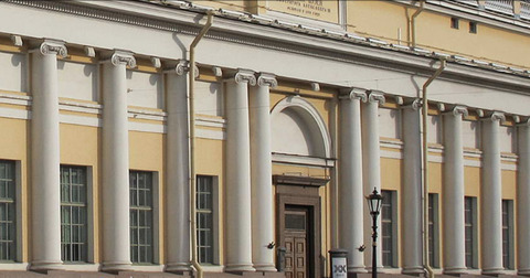 Русский музей. Корпус Бенуа