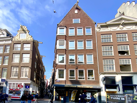 Amsterdam Cheese Company: Cheese Instead of Cruises
