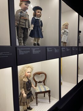 Король кукольного дела — Эмиль Жюмо