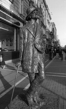 James Joyce statue