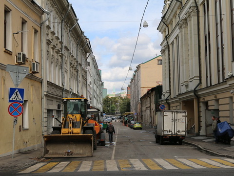 Лебяжий переулок