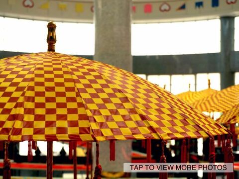 Payung Kawan (红黄格子伞)