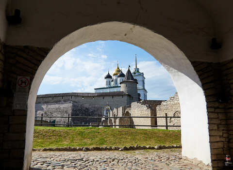 Подземелья Пскова