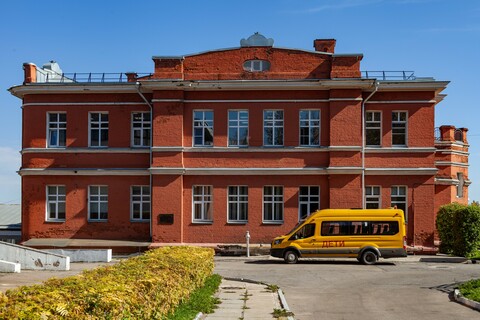 Здание железнодорожного училища