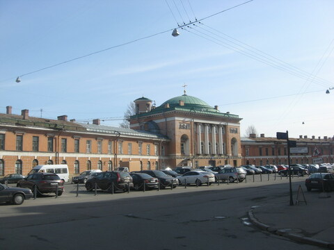 Конюшенная площадь