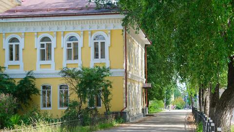 Дом купца Оплеснина и легенда о живущем там привидении