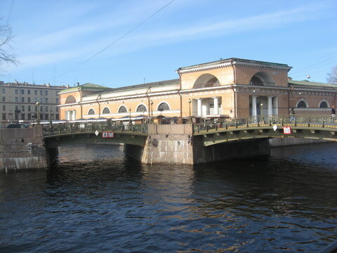 Новоконюшенный мост