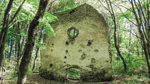 Tálodi kolostorrom, Pula