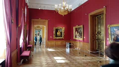 Зал Тициана (зал 221)