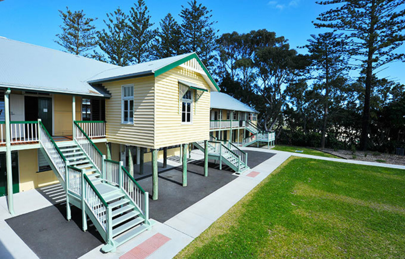 Kirra Hill Community and Cultural Centre