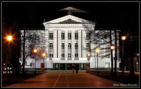 Дягилевский сквер: главный путь к Пермской опере