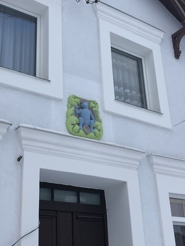 Дом с синим котом