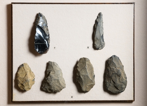 Орудия труда первобытного человека