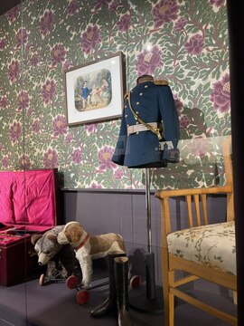 Маленький мундир цесаревича