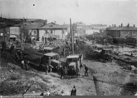 6.	Краснопрудная улица, дома 3 – 5 и 1