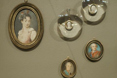 Первая поездка в Париж. Вена. Людовик XV. Возвращение в Россию.