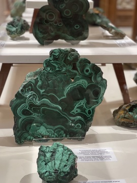 Уральские самоцветы и Демидовская коллекция