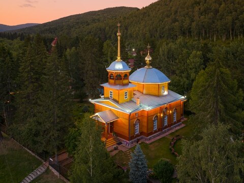Храм во имя святителя Николая Чудотворца