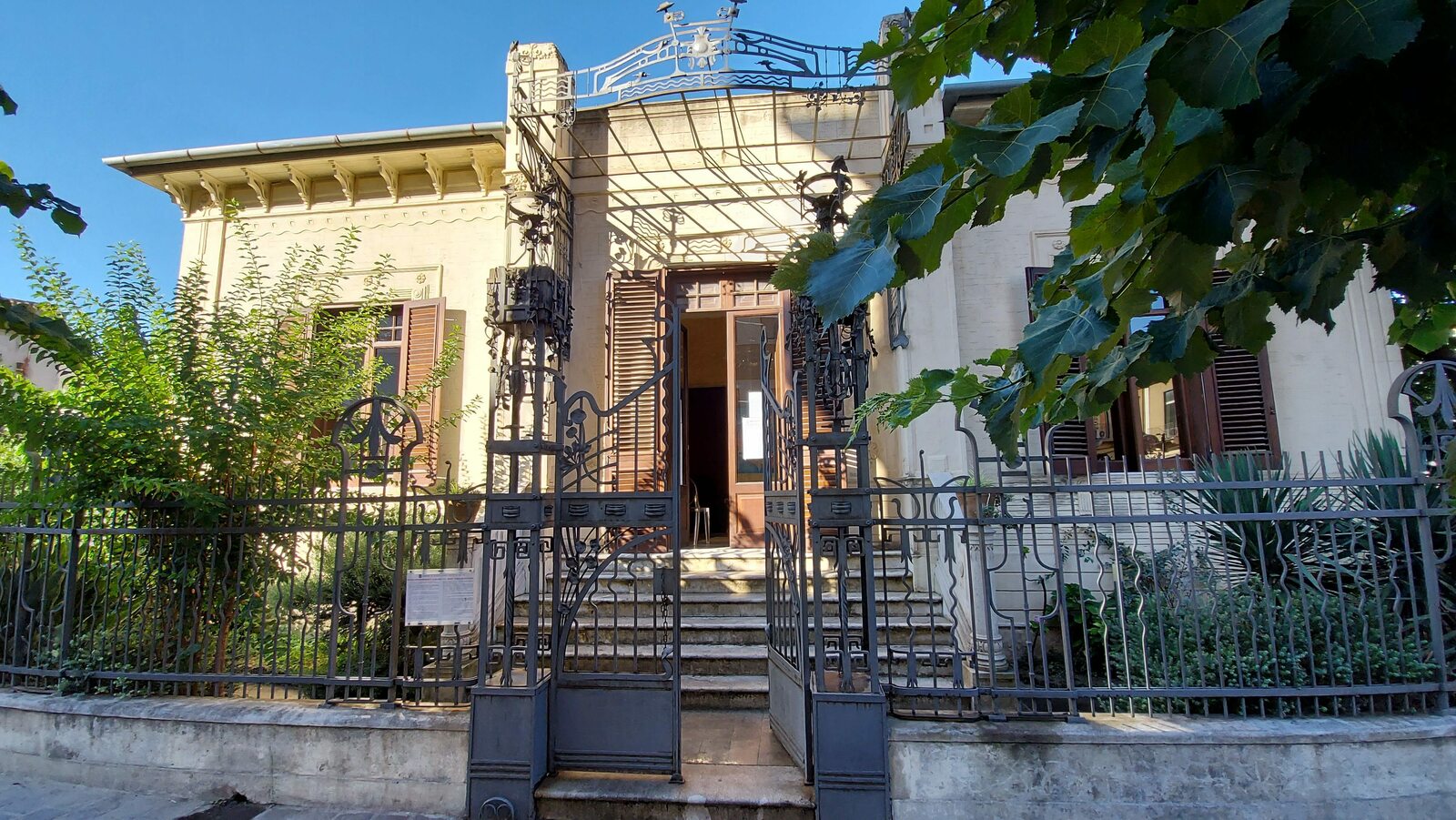 Barcellona Pozzo di Gotto - Villino liberty Foti-Arcodaci