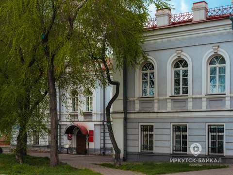 Здание бывшего губернского казначейства