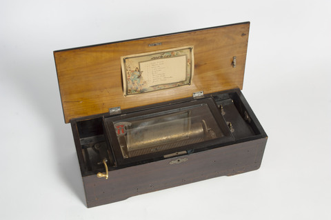 Музичка кутија