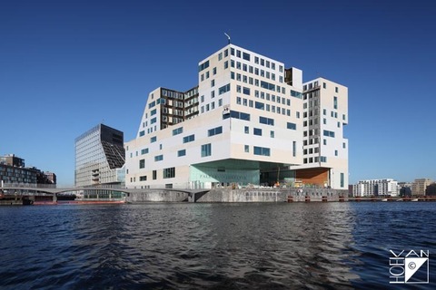 Bicycle Tour: Old Harbour & Modern Architecture