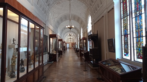 Романовская галерея Малого Эрмитажа (зал 259)