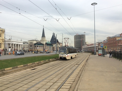 Комсомольская площадь