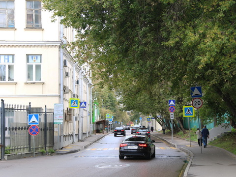 Мароновский переулок