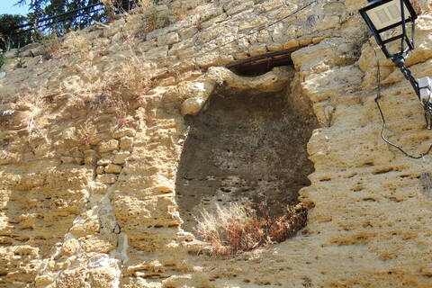 Lou silò pèr lou gran / Lo silò per lo gran