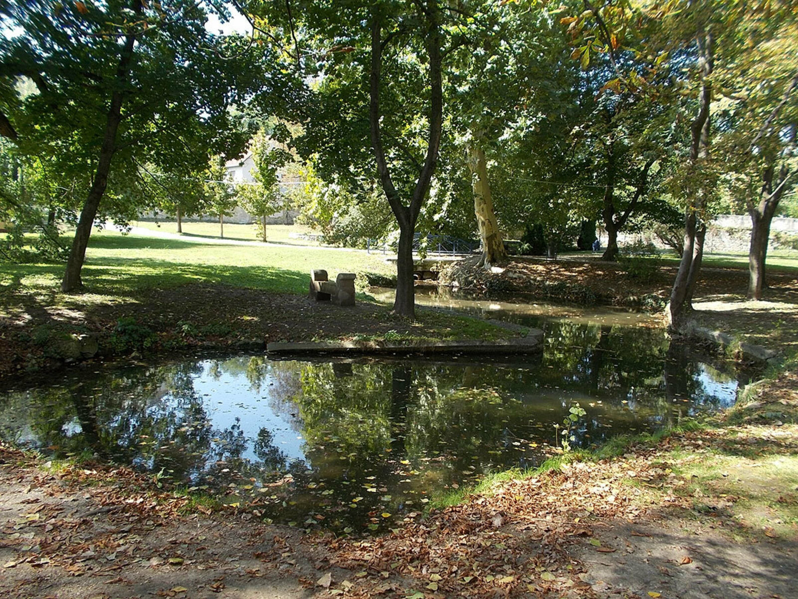 Zárdakert, Zsámbék