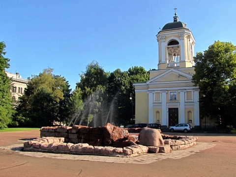 Театральная площадь