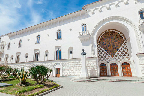 Драматический театр