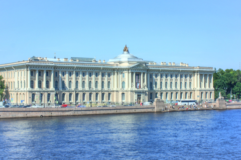 Академия Художеств