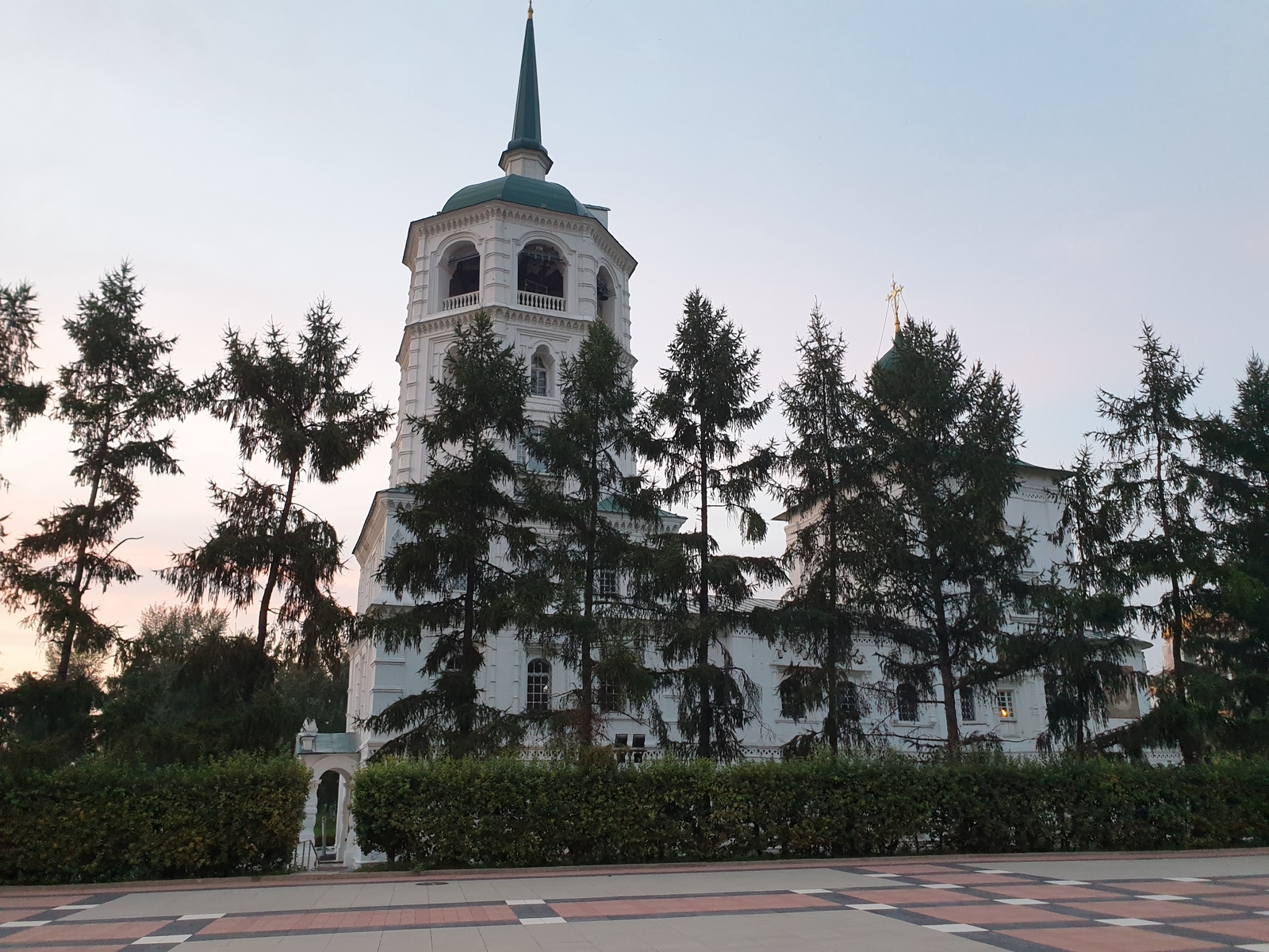 非手工造的救世主大教堂(救世主教堂) 伊尔库茨克。跟随伟大旅行者的脚步