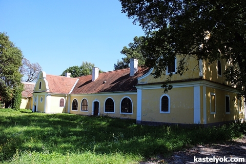 Pongrácz-kúria, Csombárd