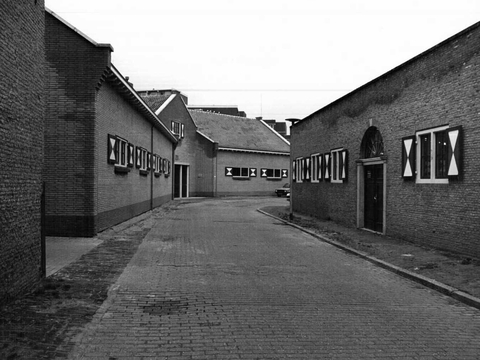 Noordvest 23: Distilleerderij Dirkzwager