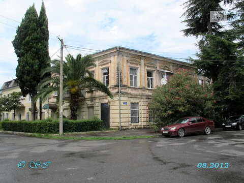 Здание Сухумской почтово-телеграфной конторы.