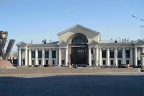 Здание ж/д вокзала