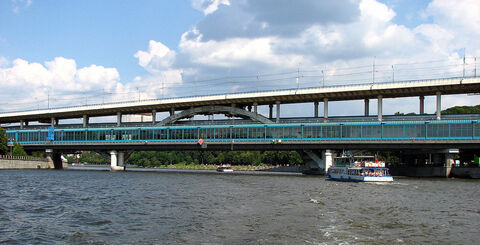Метромост