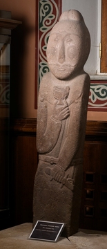 Изваяние воина