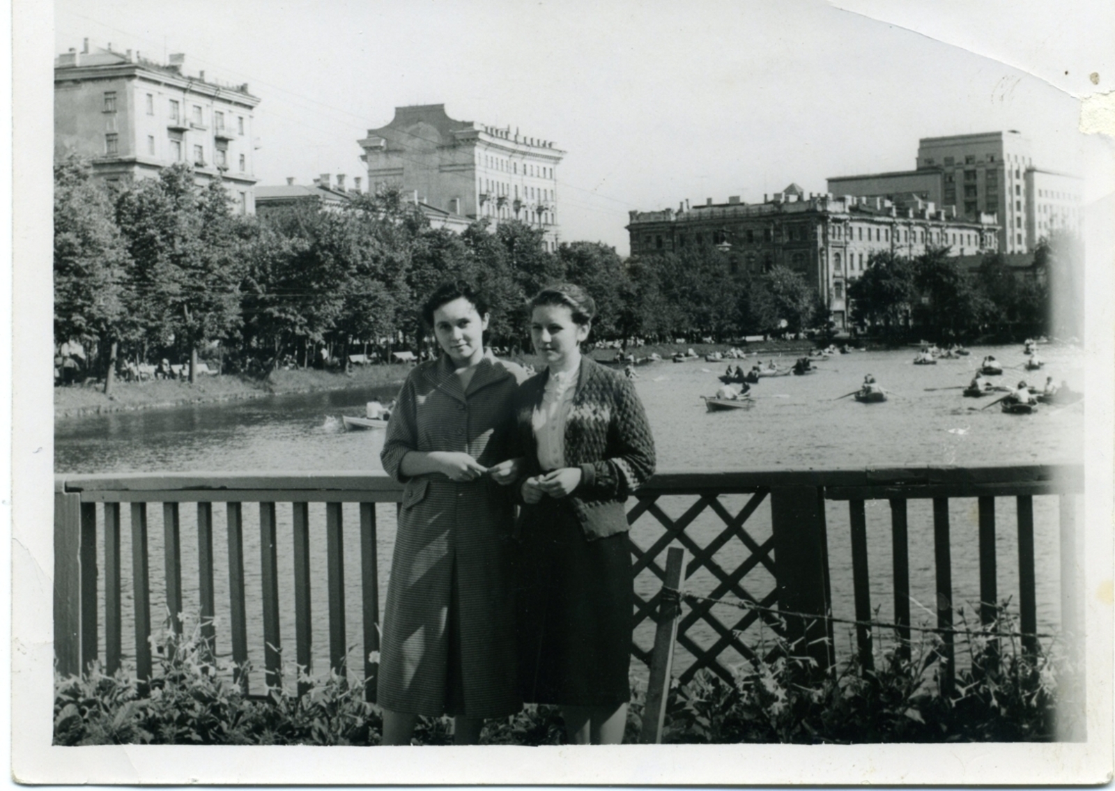 Чистые пруды