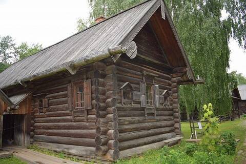Дом крестьянки Лоховой из деревни Вашкино